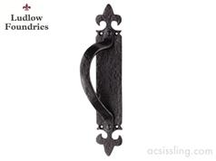 Ludlow Foundries Armorial Handle on Backplate Black Antique 