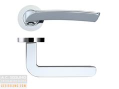 Rosso RM110 AQUILA Lever on Rose  